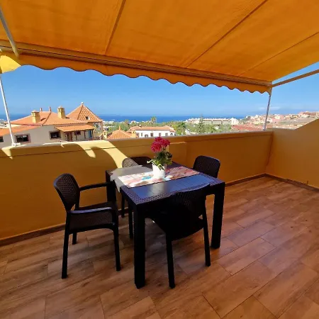 Tenerife Elite Palace, Attico Vista Oceano *